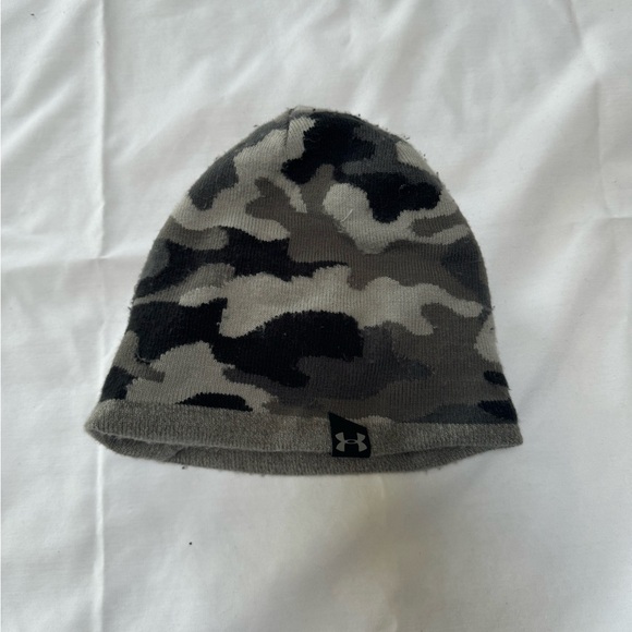 Unisex Beanie. - Picture 1 of 2